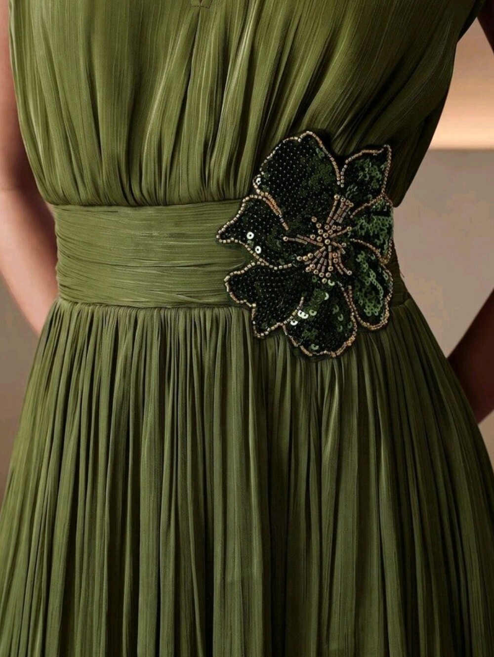 New Metallic Sequin Beaded 3D Flower Maxi Dress Ruched Waist Olive Green - Picture 6 of 15